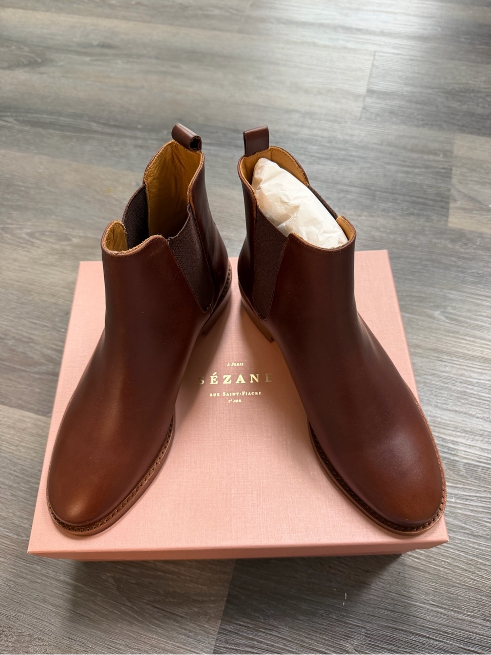 Sézane Brown Leather Ankle Chelsea Boots